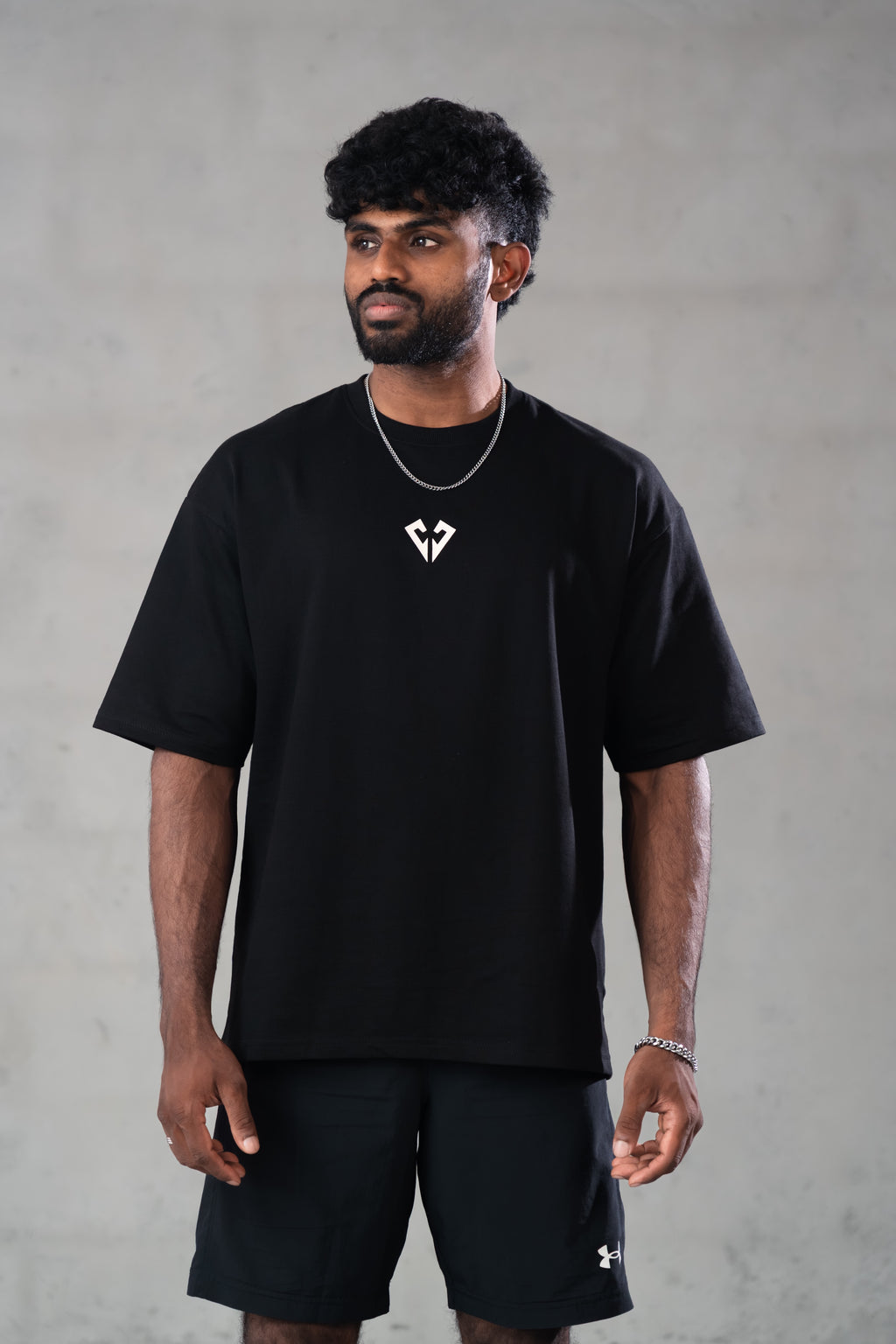 001 - OVERSIZED TEE - BLACK