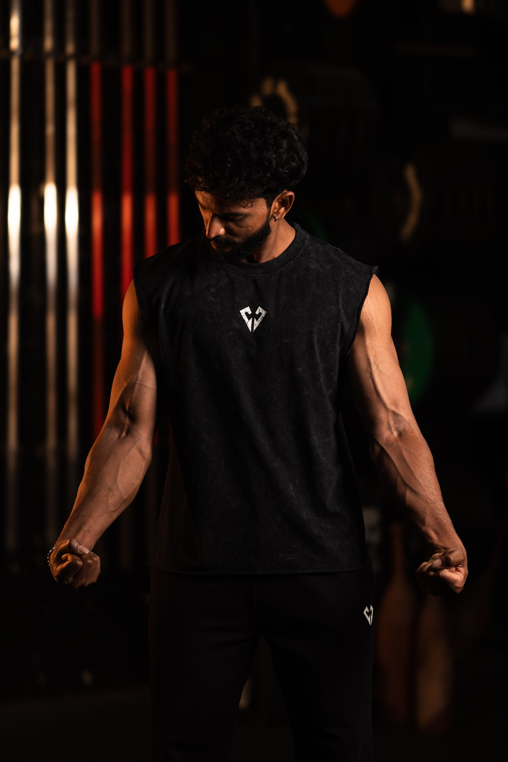 001 - CUT OFFS - BLACK WASH