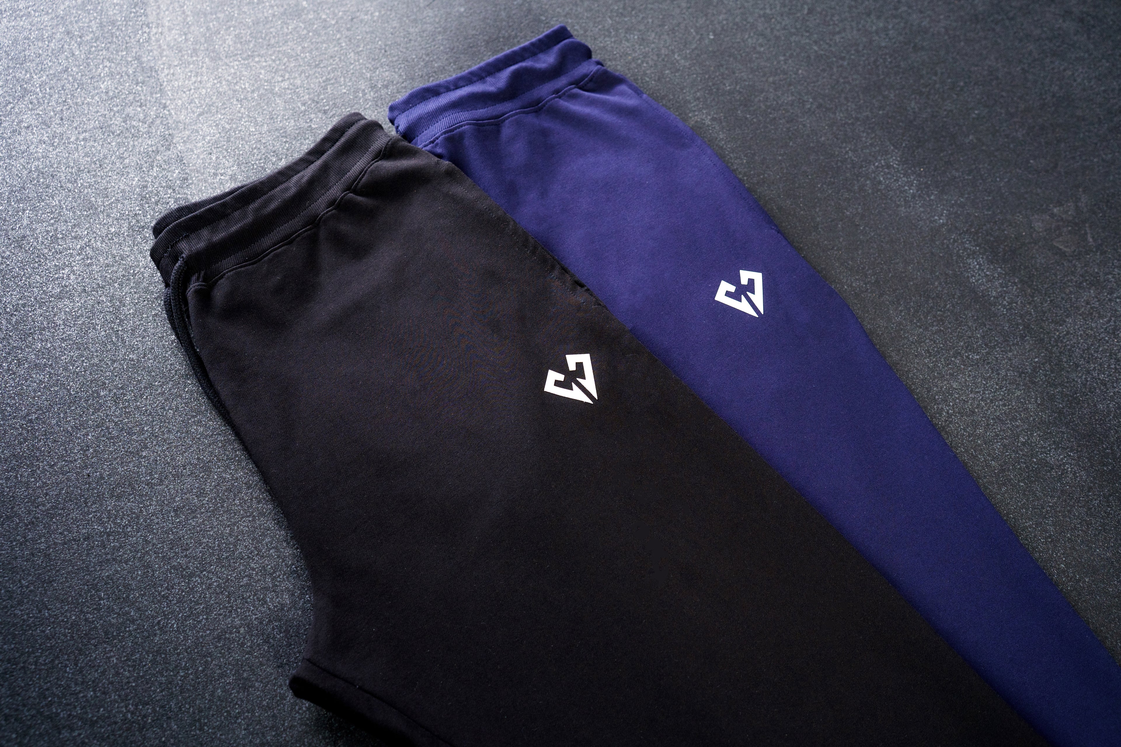 001 - PUMP COVER JOGGERS - MIDNIGHT NAVY