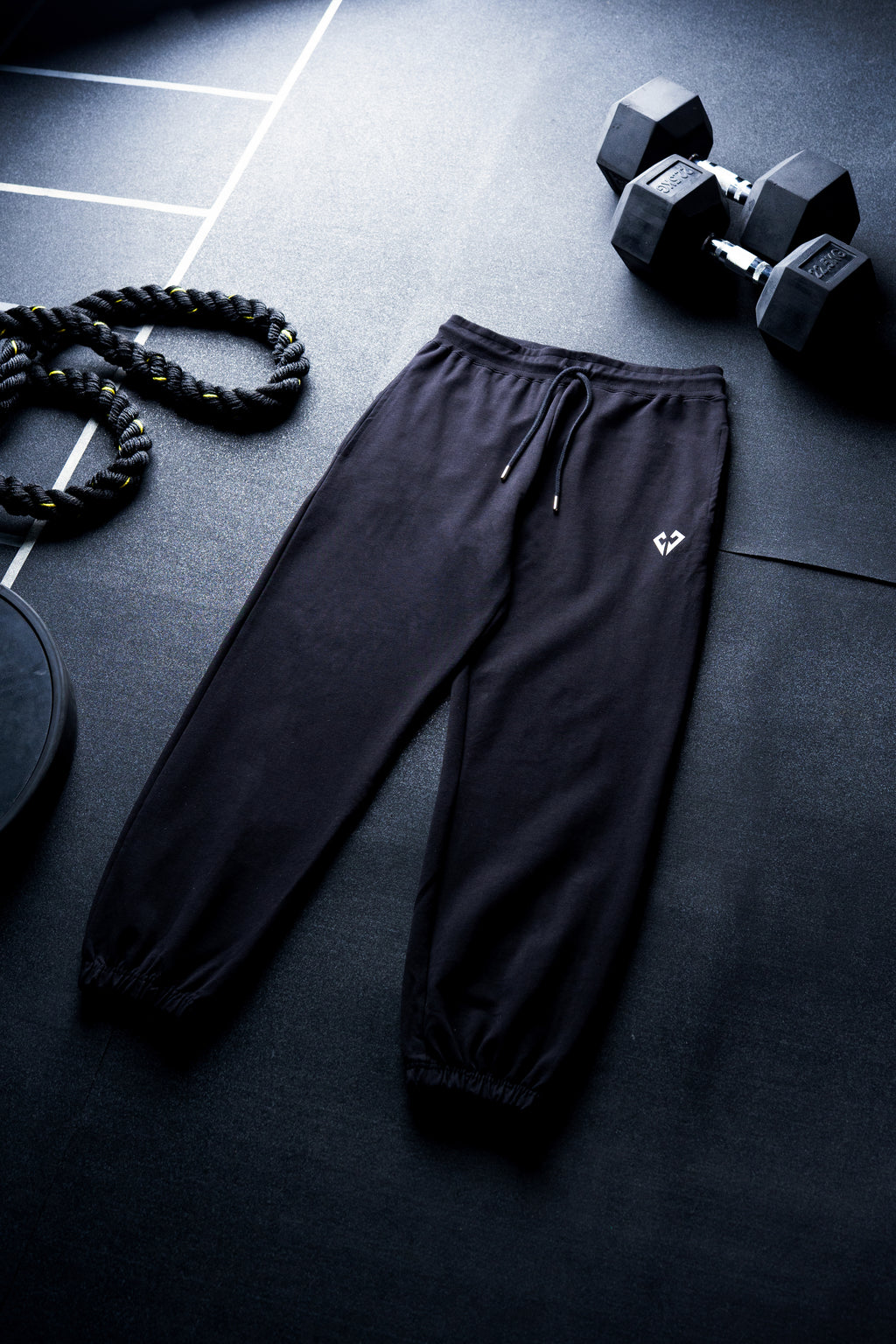001 - PUMP COVER JOGGERS - BLACK